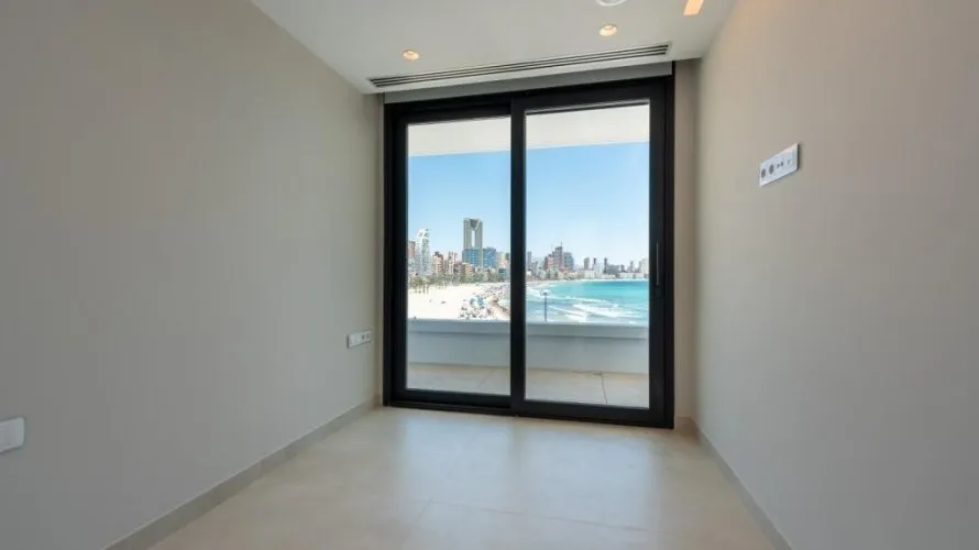 Ático de 4 dormitorios en Benidorm, Spain No. 256 № 11