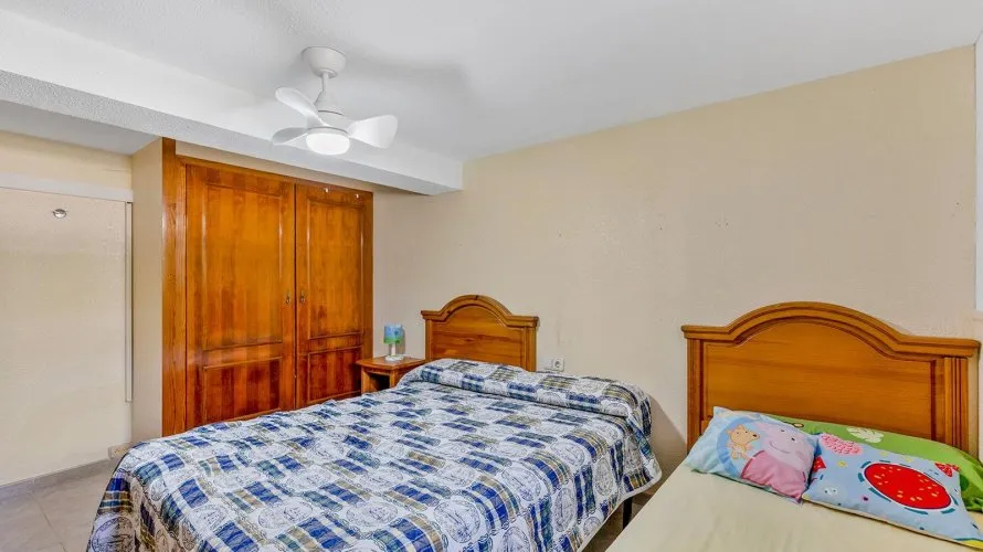 Villa de 4 dormitorios en Torrevieja, Spain No. 835 № 15