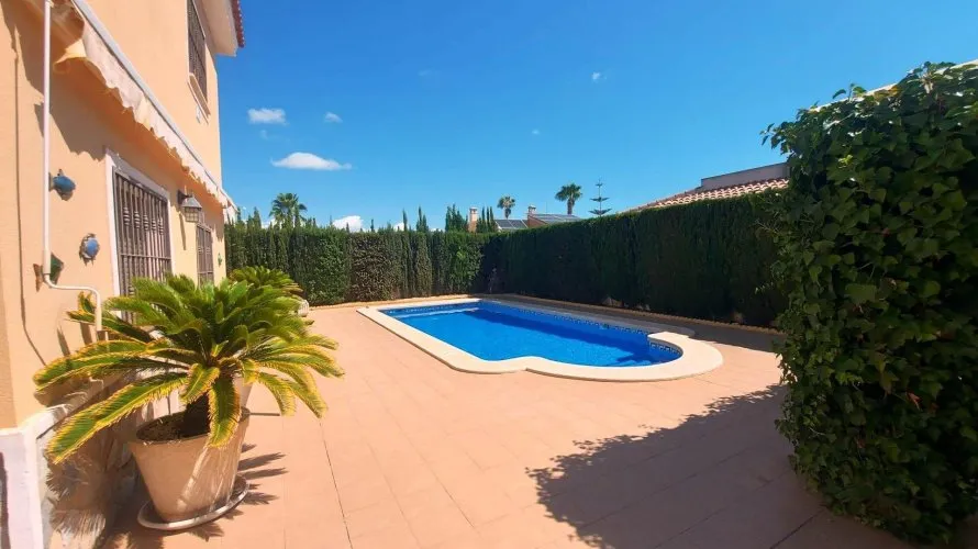Villa de 3 dormitorios en Ciudad Quesada, Spain No. 492 № 11