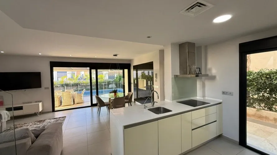 Villa de 3 dormitorios en Ciudad Quesada, Spain No. 901 № 7