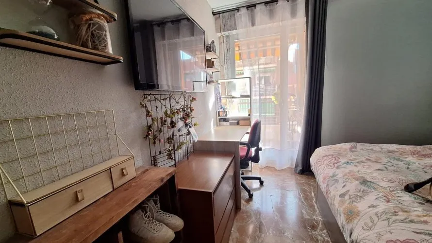 Apartamento de 3 dormitorios en Alicante, Spain No. 162 № 20