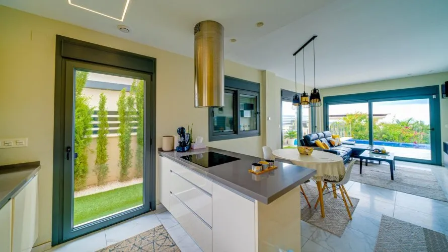 Villa de 3 dormitorios en Finestrat, Spain No. 472 № 18