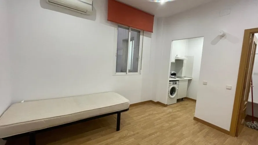 Apartamento de 42m² en Madrid, Spain No. 913 № 15