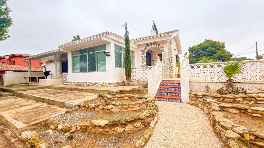 Villa de 3 dormitorios en Los Balcones, Spain No. 629 № 17