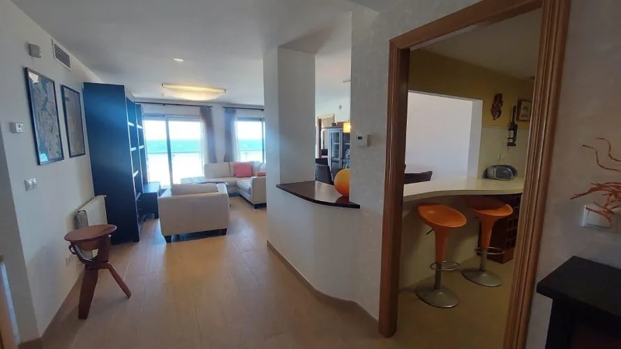 Apartamento de 4 dormitorios en Torrevieja, Spain No. 561 № 12