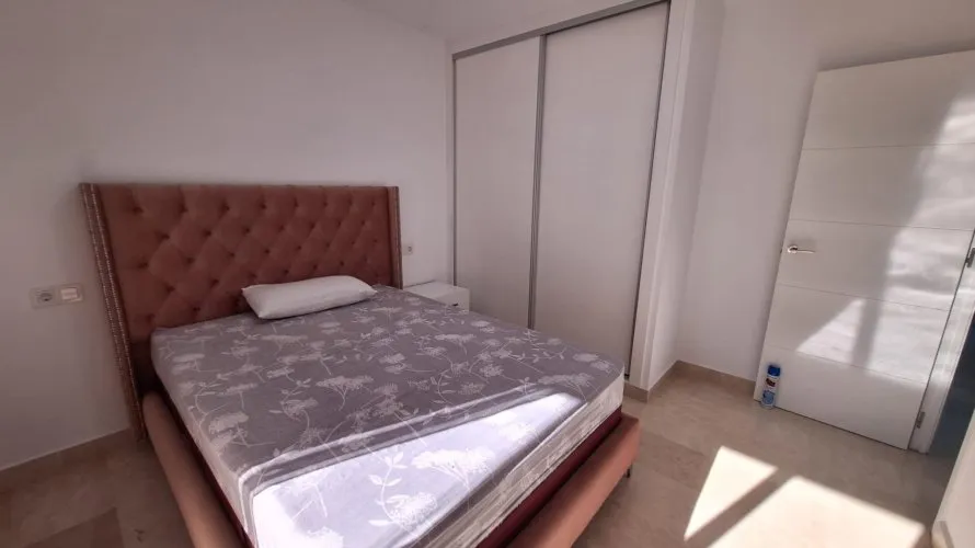 Сasa de 3 dormitorios en Torrevieja, Spain No. 940 № 19
