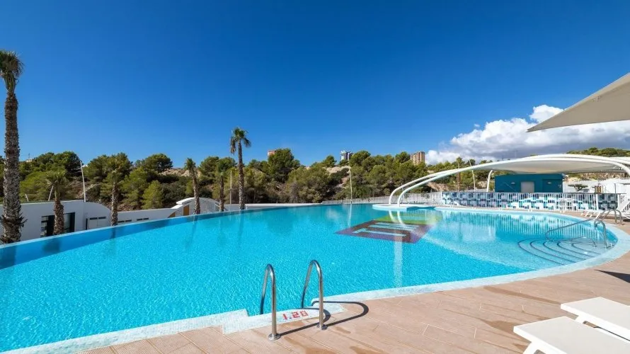 Apartamento de 3 dormitorios en Benidorm, Spain No. 853 № 12