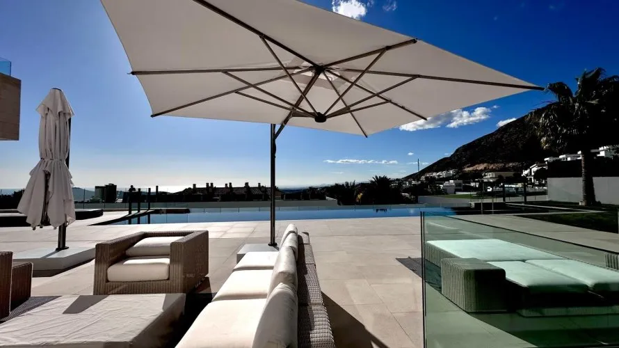 Villa de 691m² en Finestrat, Spain No. 710