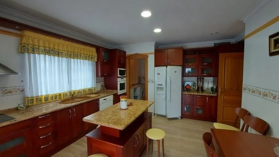 Villa de 5 dormitorios en La Veleta, Spain No. 334 № 3