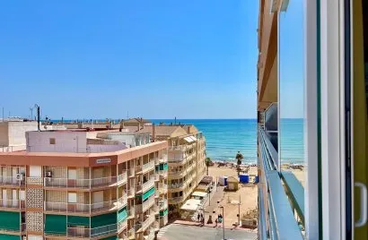 Apartamento de 3 dormitorios en La Mata, Spain No. 136