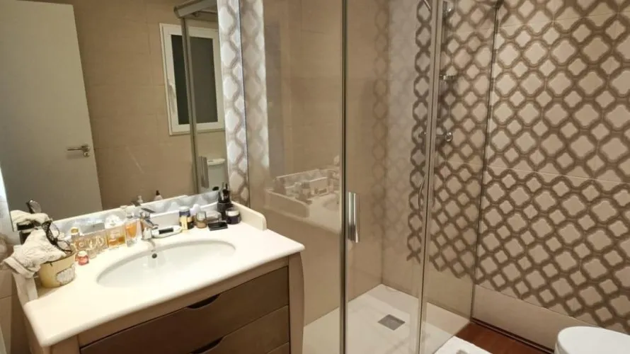 Apartamento de 2 dormitorios en Alicante, Spain No. 627 № 27