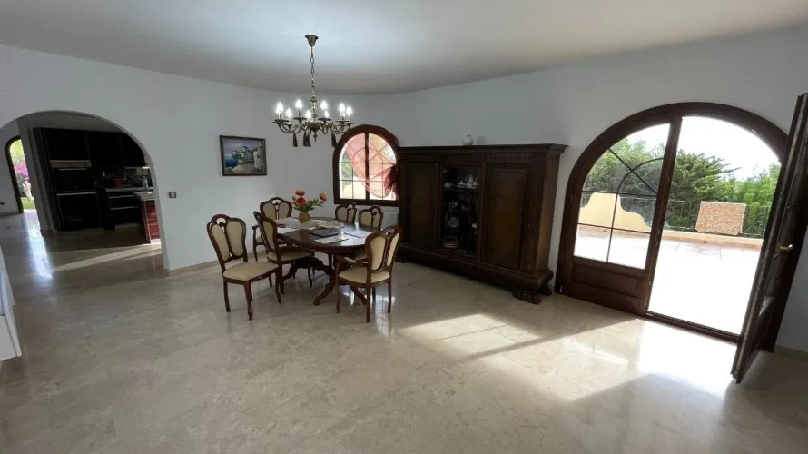 Villa de 4 dormitorios en Altea La Vella, Spain No. 502 № 7