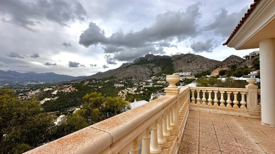 Villa de 5 dormitorios en Zona Altea Hills, Spain No. 498 № 8