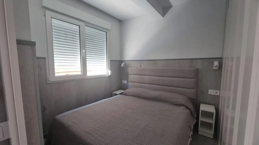 Apartamento de 3 dormitorios en Torrevieja, Spain No. 763 № 2