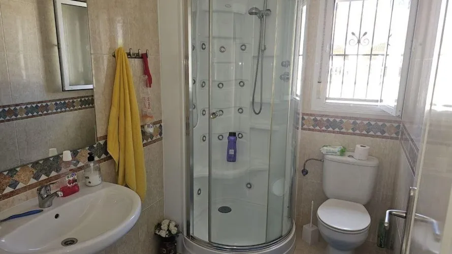 Villa de 3 dormitorios en Benijófar, Spain No. 241 № 7