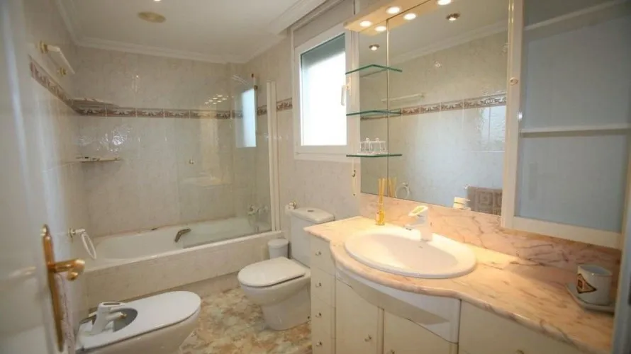 Apartamento de 140m² en Calpe, Spain No. 932 № 16