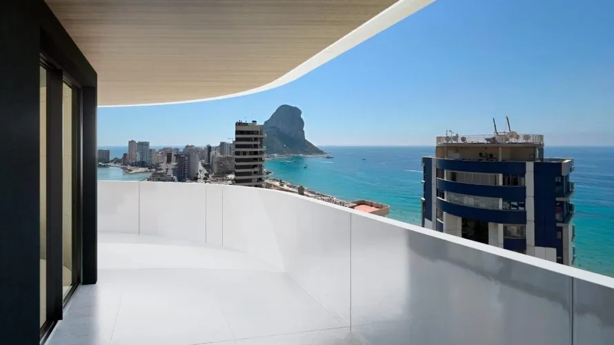 Apartamento de 2 dormitorios en Calpe, Spain No. 692