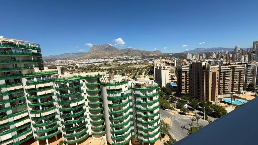 Apartamento de 2 dormitorios en Finestrat, Spain No. 887 № 21