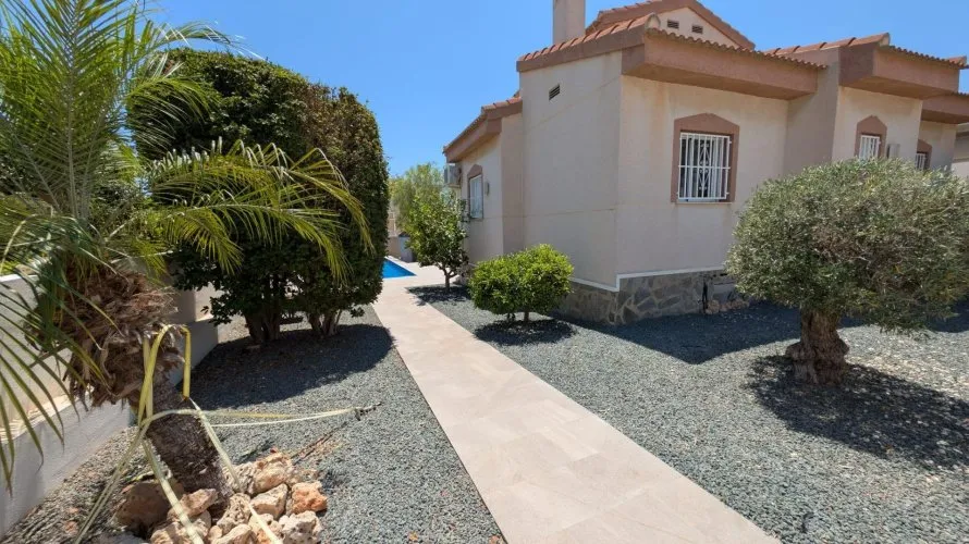 Apartamento de 3 dormitorios en Rojales, Spain No. 767 № 10