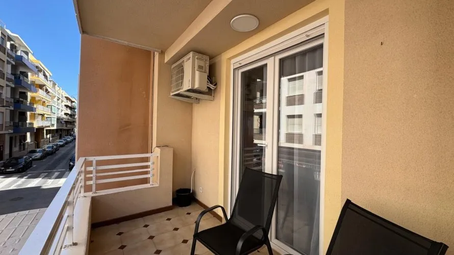 Apartamento de 3 dormitorios en Torrevieja, Spain No. 148 № 19