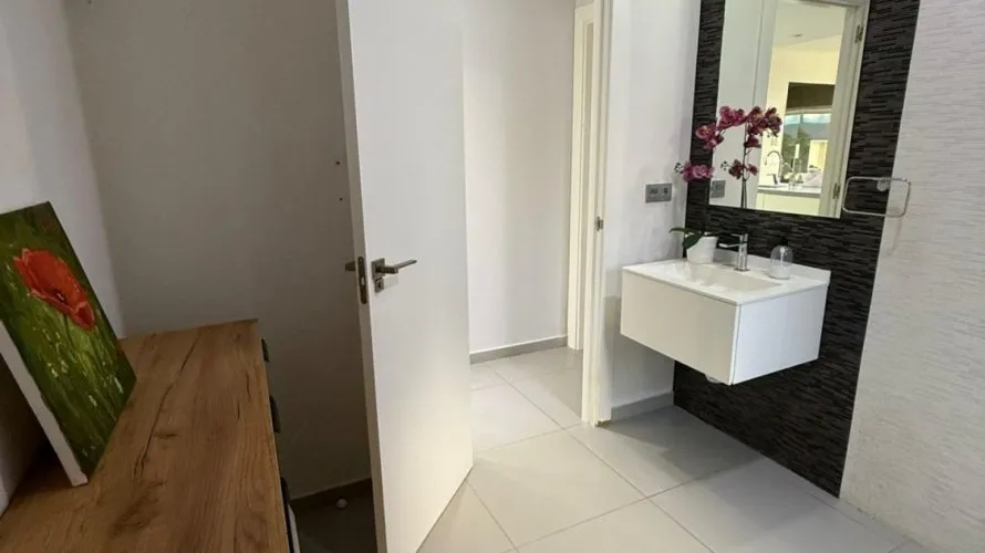 Villa de 3 dormitorios en Ciudad Quesada, Spain No. 901 № 25