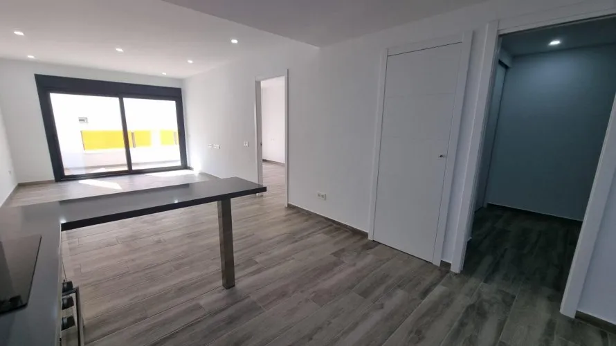 Apartamento de 3 dormitorios en Torrevieja, Spain No. 104 № 22