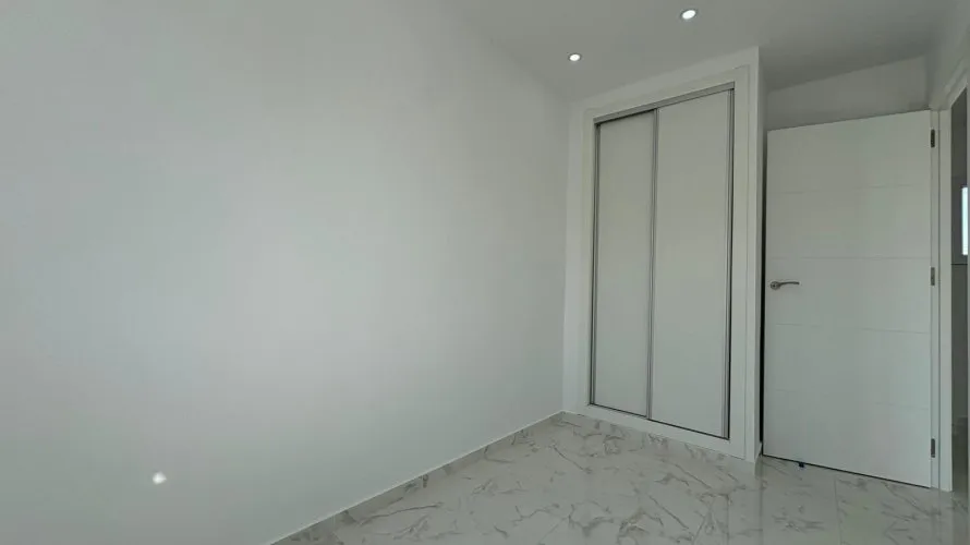 Сasa de 3 dormitorios en Torrevieja, Spain No. 791 № 27
