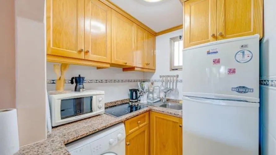 Apartamento de 2 dormitorios en Villajoyosa, Spain No. 883 № 19