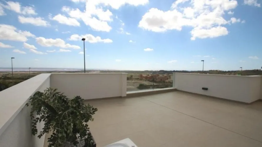Villa de 168m² en Campoamor, Spain No. 248 № 10