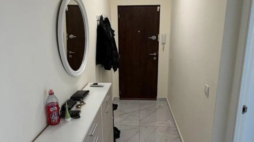 Apartamento de 3 dormitorios en Torrevieja, Spain No. 953 № 3
