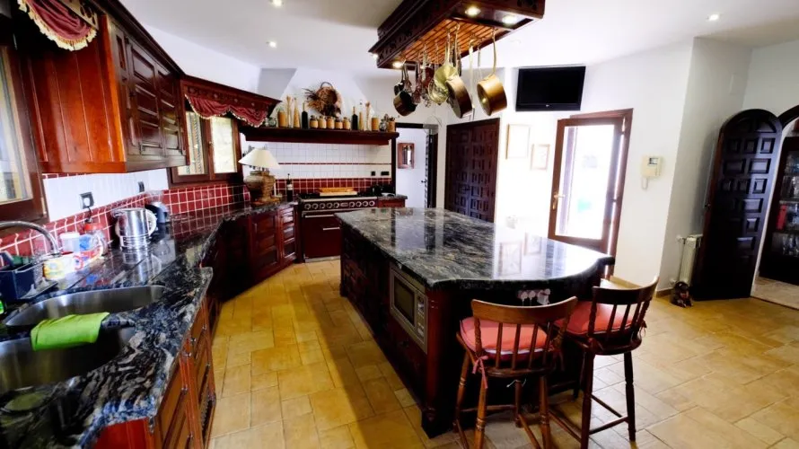 Villa de 4 dormitorios en Fustera, Spain No. 291 № 8