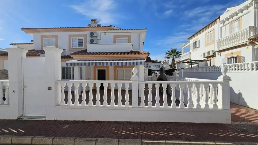 Ático de 4 dormitorios en Torrevieja, Spain No. 641 № 22