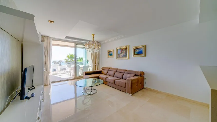 Apartamento de 2 dormitorios en Villajoyosa, Spain No. 411 № 4