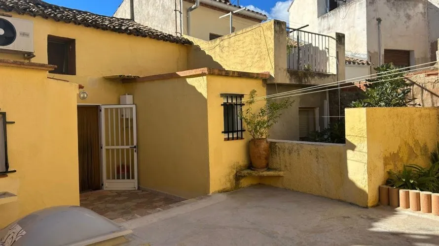Сasa de 3 dormitorios en Polop, Spain No. 944 № 15