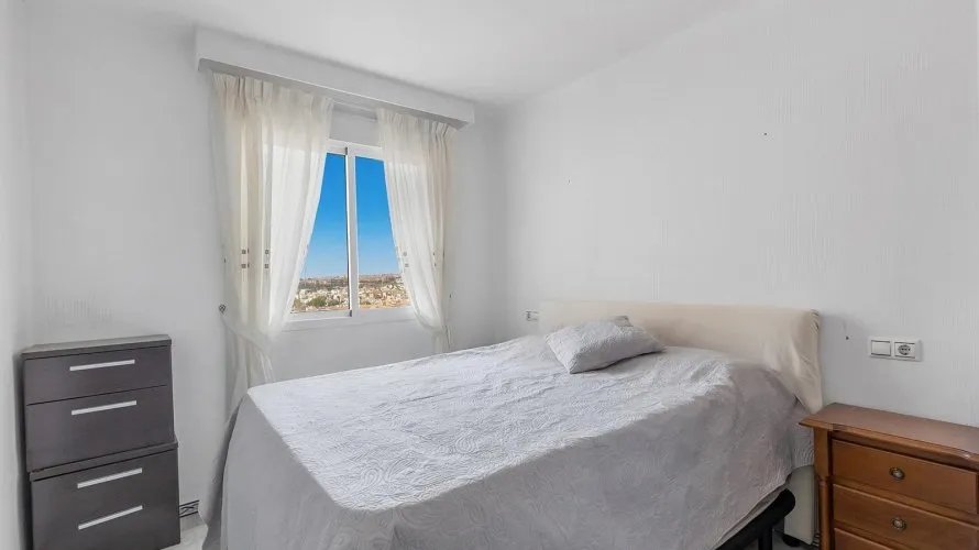 Apartamento de 1 dormitorio en Torrevieja, Spain No. 82 № 12