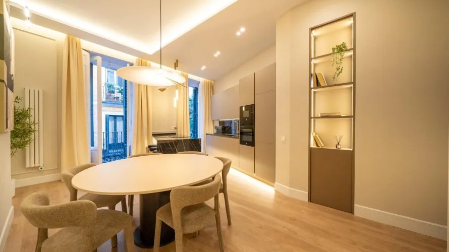 Apartamento de 3 dormitorios en Madrid, Spain No. 168 № 11
