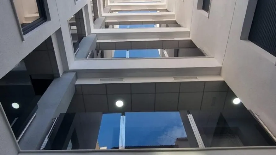 Apartamento de 3 dormitorios en Torrevieja, Spain No. 104 № 4