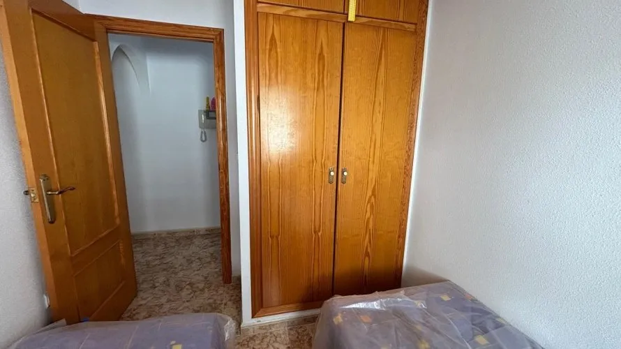 Apartamento de 1 dormitorio en Torrevieja, Spain No. 233 № 24