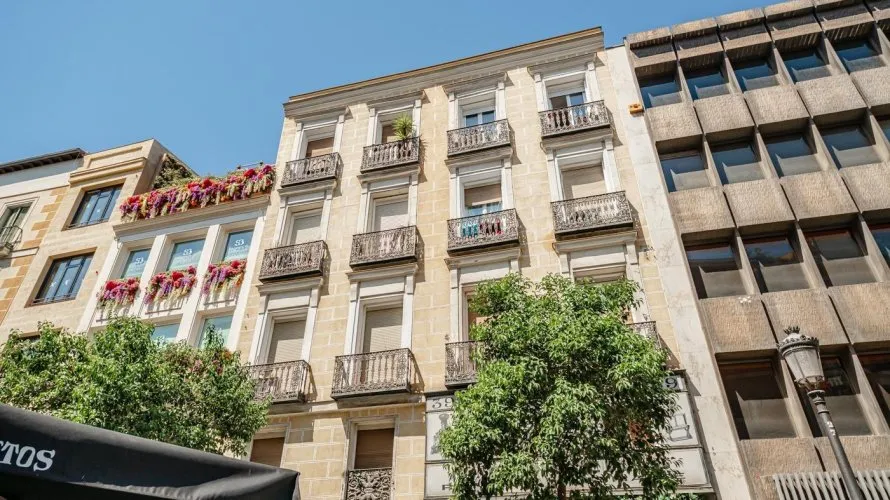 Apartamento de 3 dormitorios en Madrid, Spain No. 550 № 15