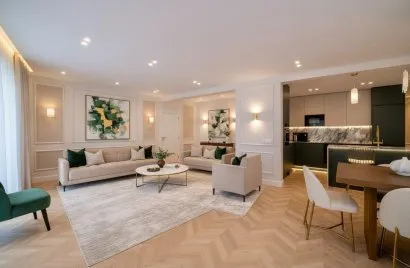 Apartamento de 2 dormitorios en Madrid, Spain No. 731