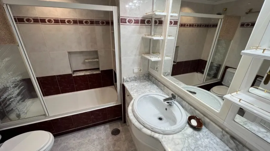 Apartamento de 2 dormitorios en Benidorm, Spain No. 392 № 9
