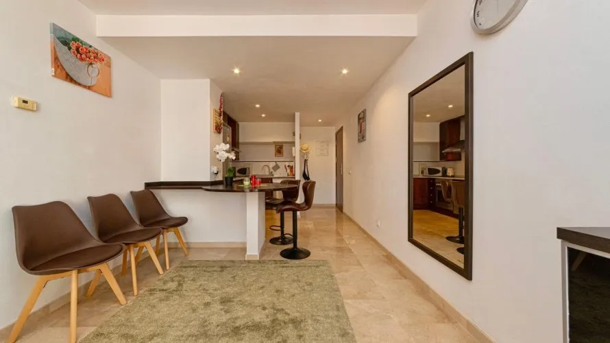 Apartamento de 2 dormitorios en Torrevieja, Spain No. 541 № 9