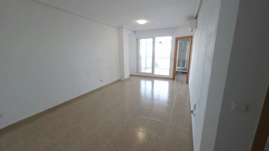 Apartamento de 3 dormitorios en El Campello, Spain No. 743 № 14