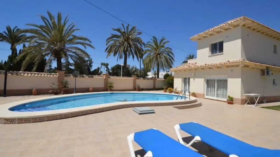 Villa de 276m² en Cabo Roig, Spain No. 257