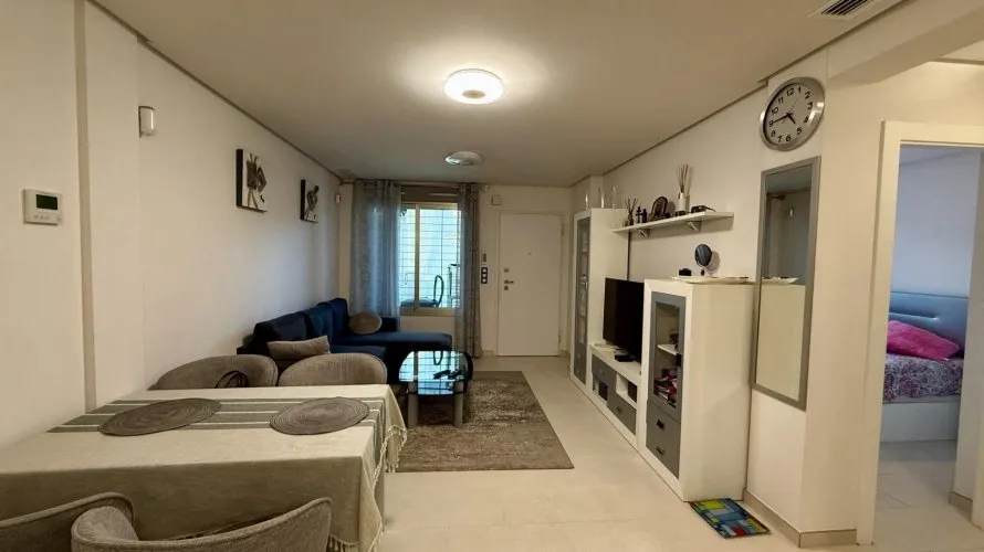 Apartamento de 3 dormitorios en Torrevieja, Spain No. 167 № 25