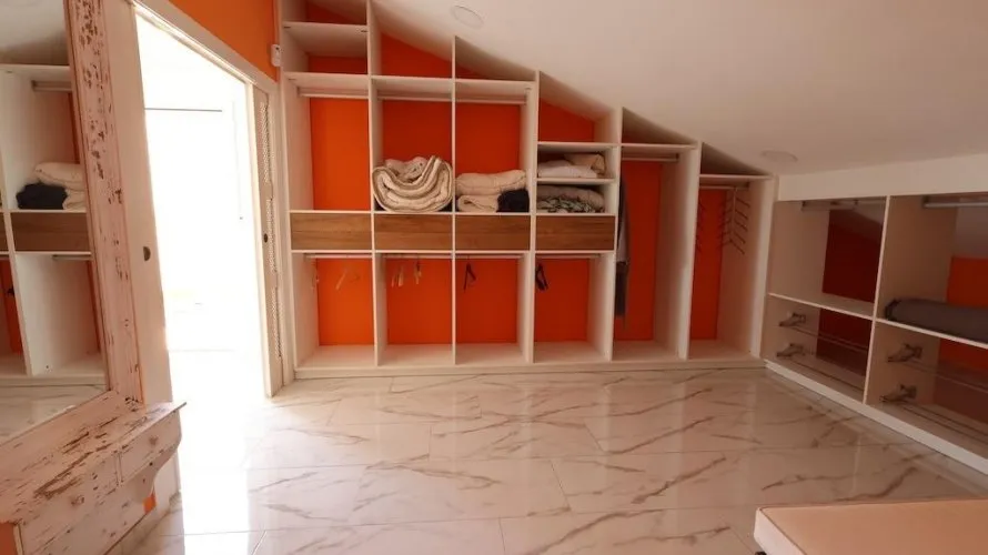 Apartamento de 4 dormitorios en Villamartin, Spain No. 782 № 20