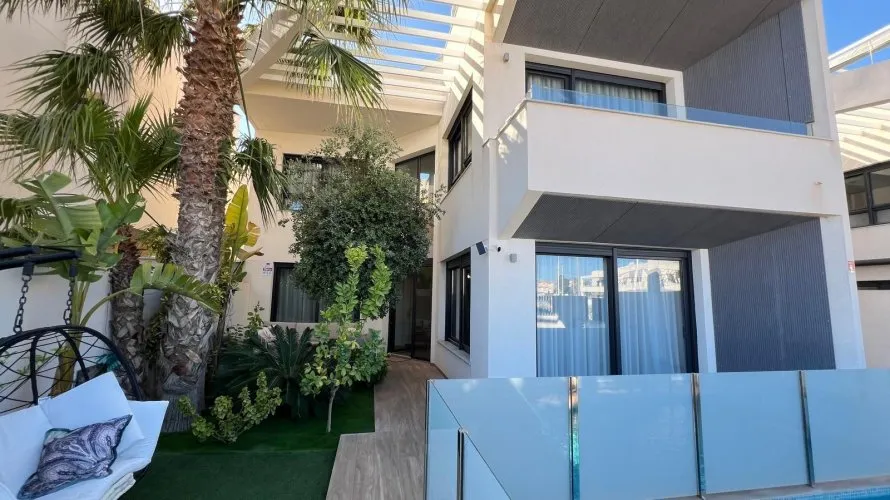 Villa de 3 dormitorios en La Veleta, Spain No. 556 № 6