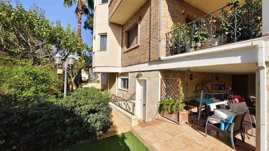 Villa de 5 dormitorios en Ciudad Quesada, Spain No. 105 № 4