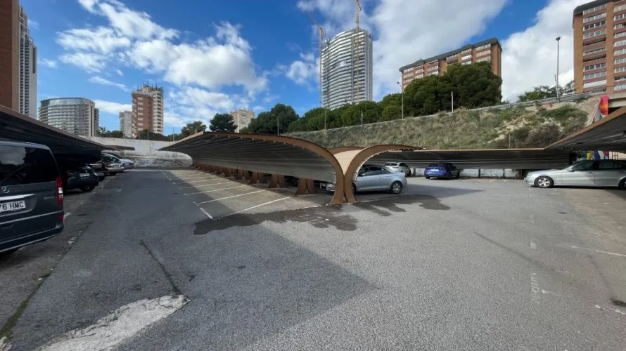 Apartamento de 2 dormitorios en Benidorm, Spain No. 392 № 22