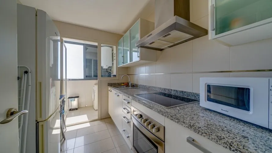 Apartamento de 1 dormitorio en Benidorm, Spain No. 410 № 2